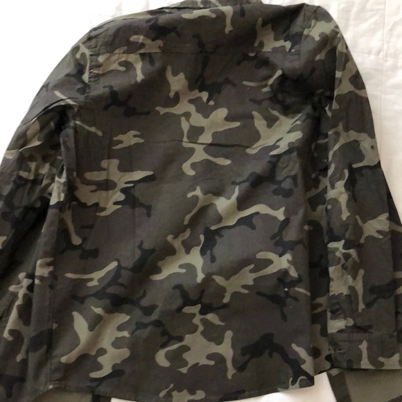 Camp button down - Picture 5 of 5